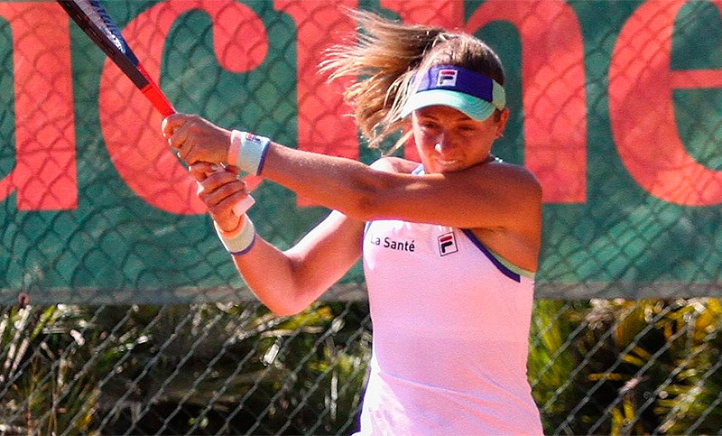 Nadia Podoroska avanzó a los octavos de final en el torneo de Saint Malo