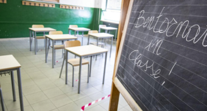 Conte rechaza el cierre de escuelas como prevención contra el coronavirus en Italia