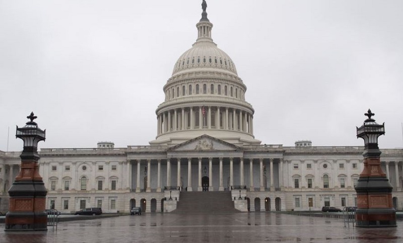 Estados Unidos: senadores criticaron la selección de contenido de las principales redes sociales