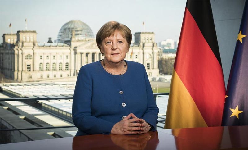 Tras superar 10 mil muertes por Covid-19 Merkel pidió reducir los contactos sociales