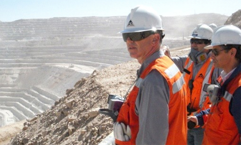 Conflicto con sindicatos mineros avanza en Chile y afecta a los principales yacimientos de cobre