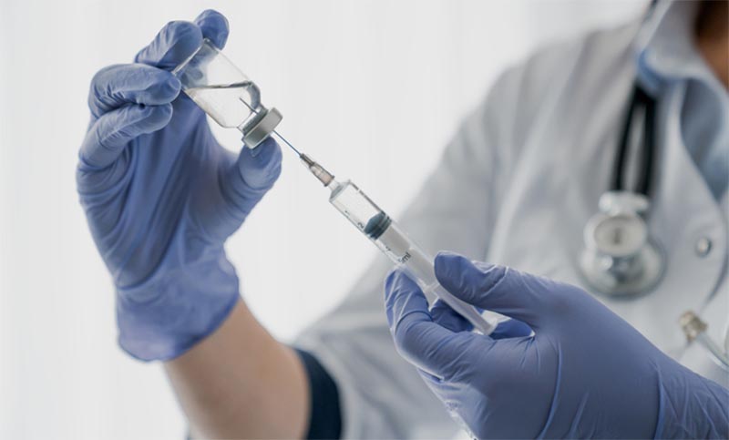 Estados Unidos: AstraZeneca reanudó los ensayos de la vacuna