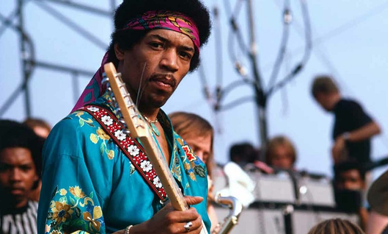 Lanzan un disco y un documental de una actuación de Jimi Hendrix en Hawaii