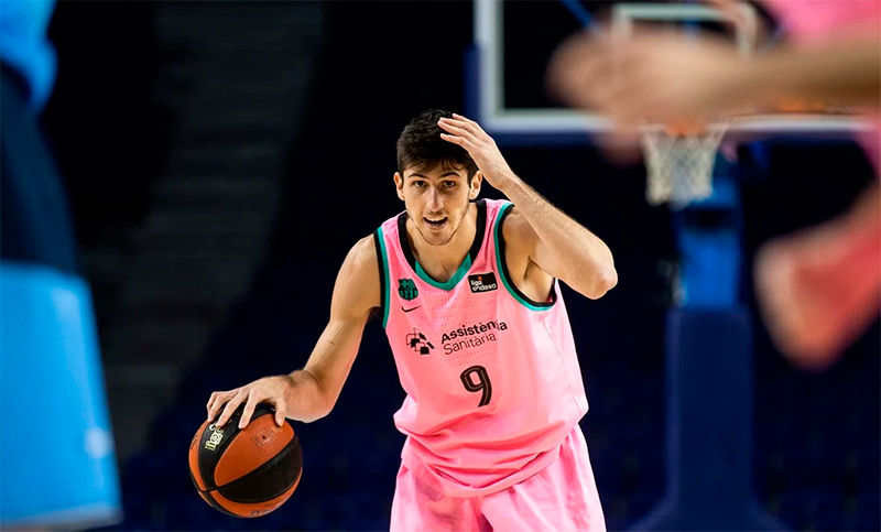 El argentino Leandro Bolmaro espera ser elegido en el draft de la NBA