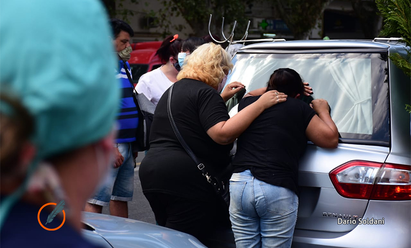 Coronavirus: los trabajadores del Hospital Carrasco despidieron a su compañera