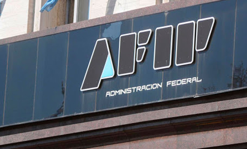 AFIP extendió el reintegro del 15% en compras con tarjeta de débito de jubilados y AUH