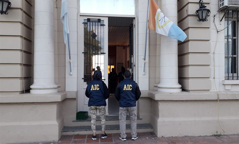 Allanaron la Alcaidía de Melincué por delivery de drogas para detenidos