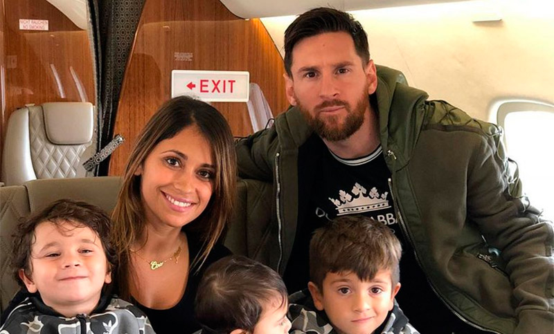 Messi llegó a Rosario para pasar la Navidad junto a su familia