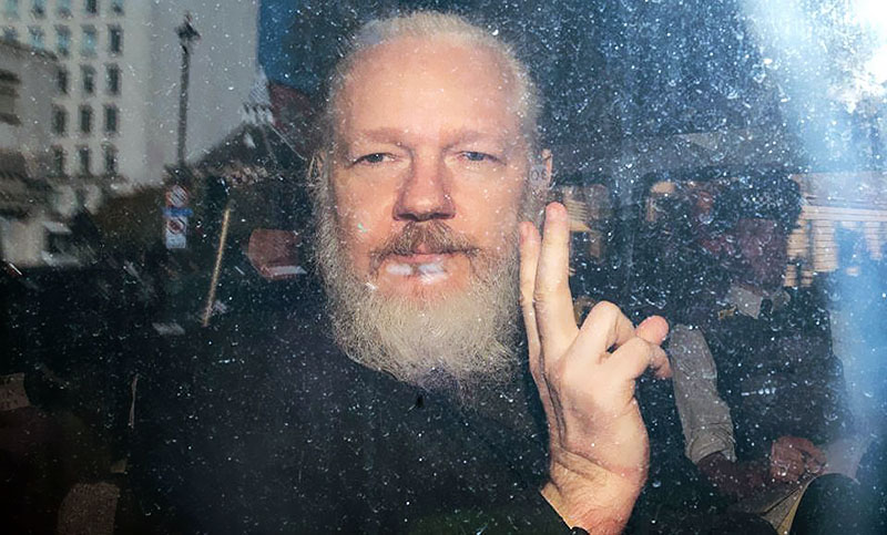 La justicia británica rechaza otorgar la libertad bajo fianza a Assange