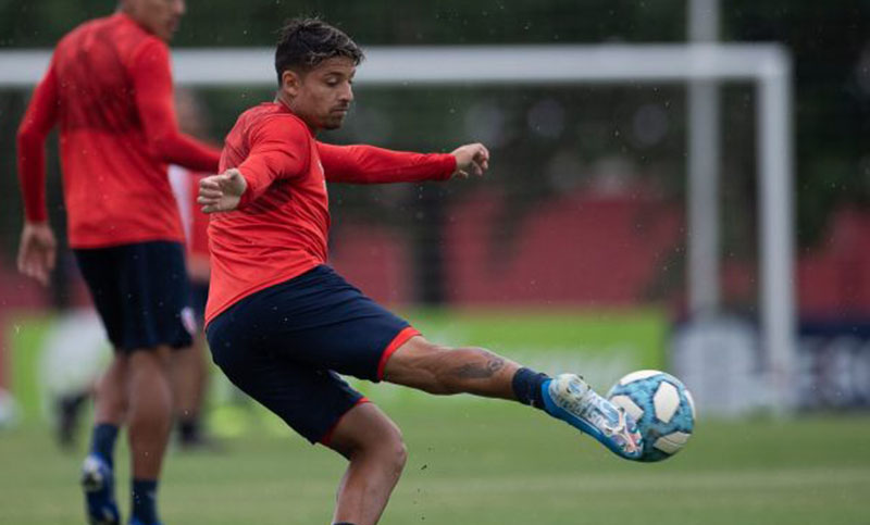 Palacios volvió a entrenarse con el Rojo y su futuro futbolístico es incierto
