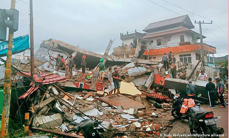 Un potente sismo deja al menos 34 muertos y cientos de heridos en Indonesia