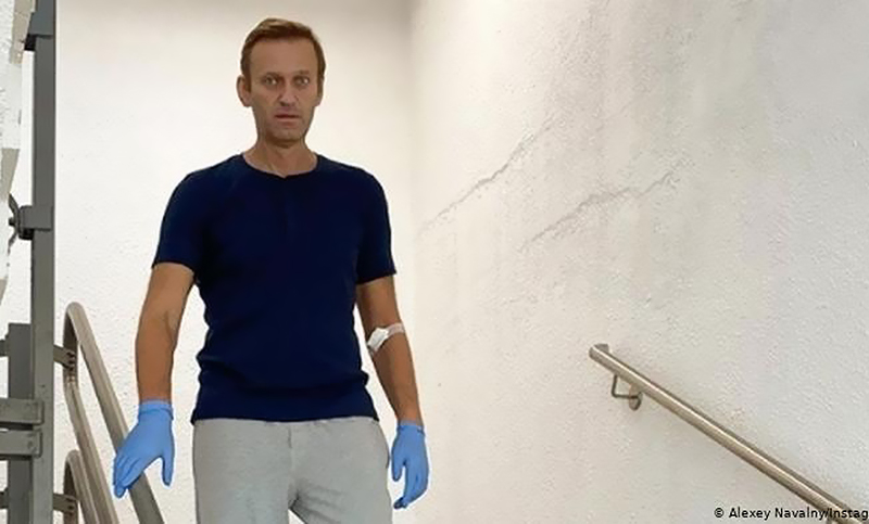 El servicio penitenciario ruso afirma que el opositor Navalny será detenido cuando regrese al país