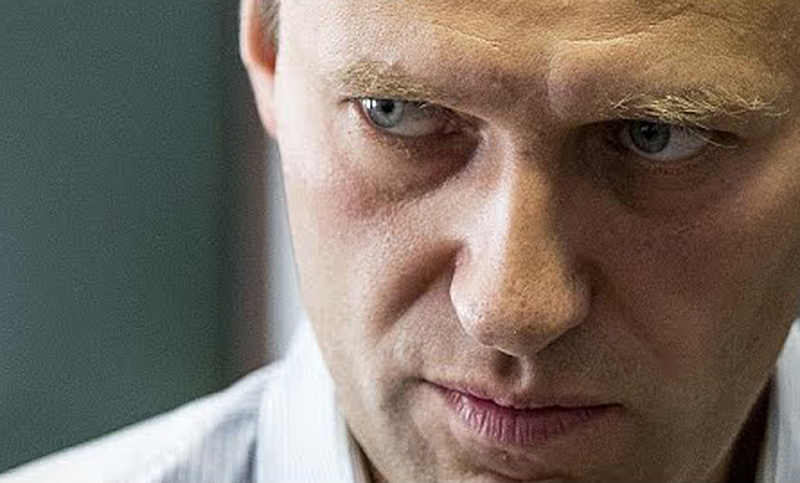 La Fiscalía rusa pide una multa de 12.800 dólares contra Navalny por difamación