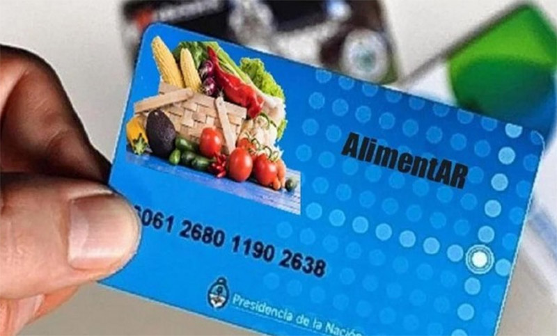 El Gobierno recarga hoy 1,5 millones de tarjetas Alimentar con un incremento del 50%