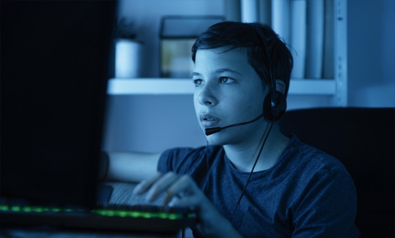 Gamers: especialistas advierten por el uso excesivo de la computadora en pandemia