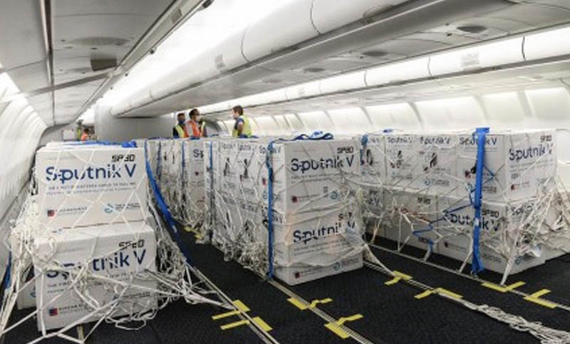Llega esta tarde el décimo vuelo de Aerolíneas Argentinas con más vacunas Sputnik V