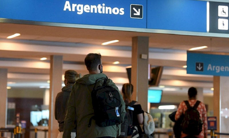 El Ministerio de Salud de la Nación pidió prohibir los viajes de egresados