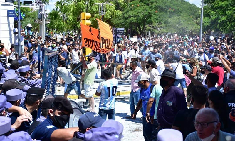 Formosa: protestas e incidentes tras la decisión del Gobierno provincial de volver a Fase 1