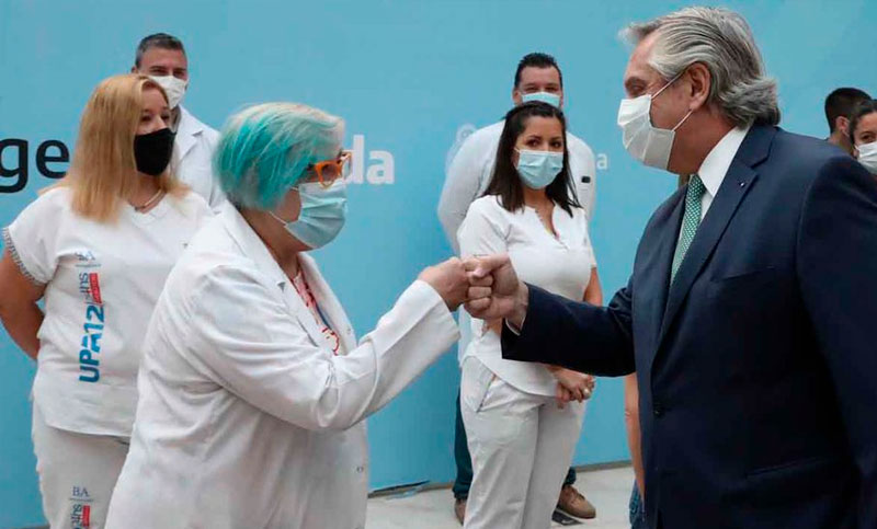 Alberto Fernández anunció un bono de $6.500 para el personal de salud