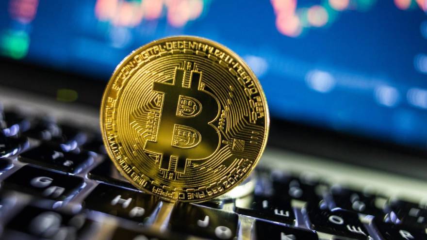 Bitcoin cae US$ 5.000 en un día y toca su precio más bajo desde principios de marzo