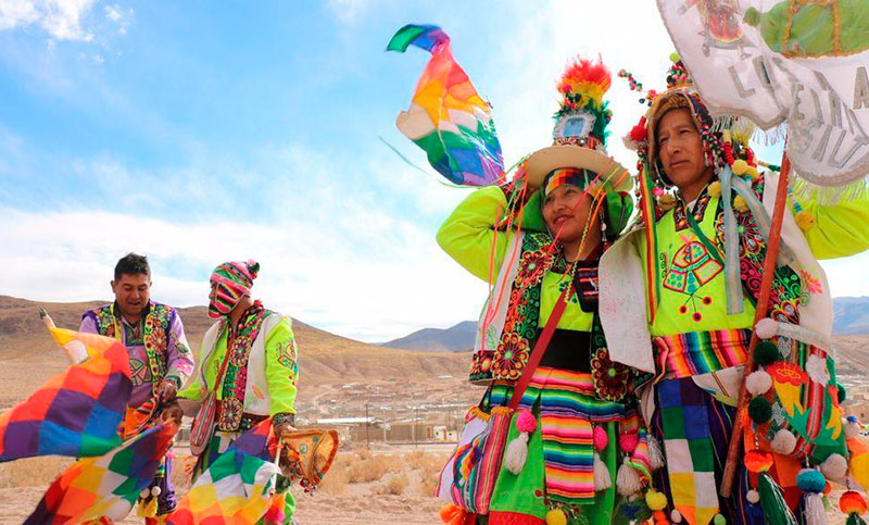 Comunidades indígenas de Salta muestran y comercializan su arte