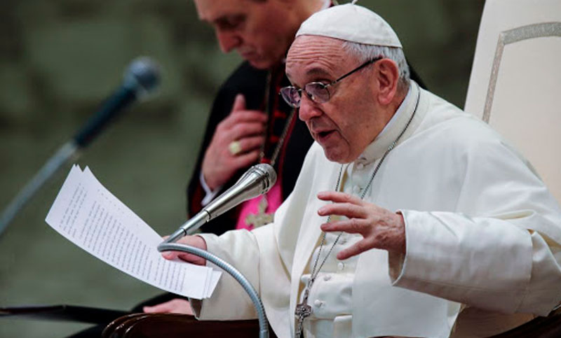 El papa Francisco calificó de «vergüenza» la desaparición de 130 migrantes en el Mediterráneo