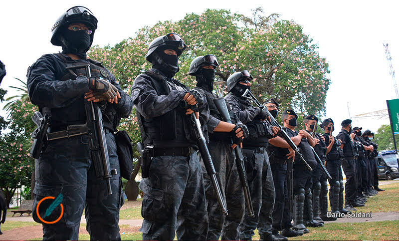 Anuncian un «reordenamiento» de la policía que aumentará la cantidad de efectivos en las calles