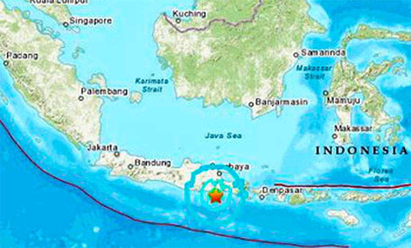 Un sismo de magnitud 6 sacude las aguas al sur de la isla de Java en Indonesia