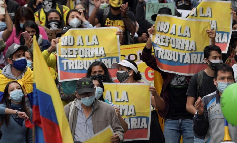 Colombia: el presidente dio marcha atrás con la reforma tributaria tras días de protestas