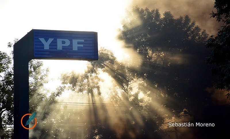 YPF aumentó cerca del 5% el precio de sus combustibles este fin de semana
