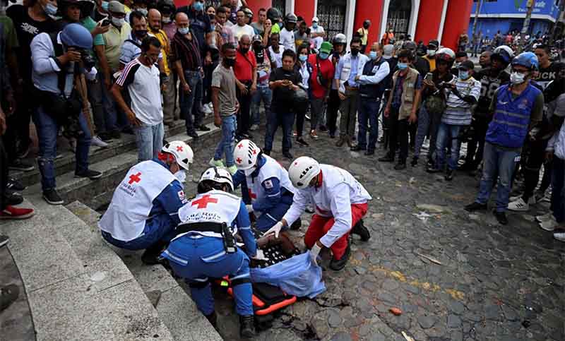 Un mes de paro en Colombia: masivas movilizaciones y cuatro muertos en Cali