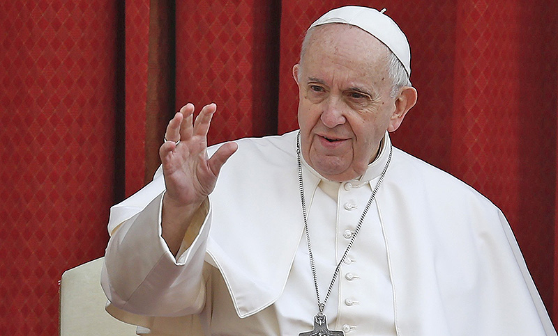 Francisco auditará el organismo vaticano que supervisa a los sacerdotes de todo el mundo