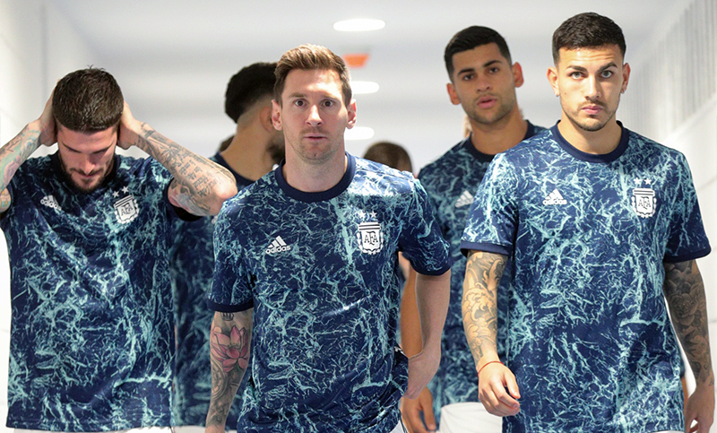 La Selección volvió al país, pensando en la Copa América y con preocupación por el ‘Cuti’ Romero