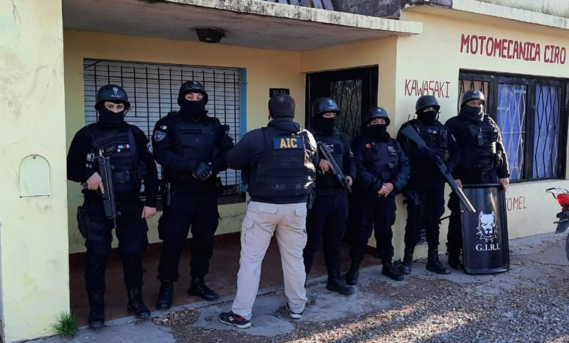 Por balaceras a viviendas, detuvieron a integrantes de dos bandas delictivas de Rosario