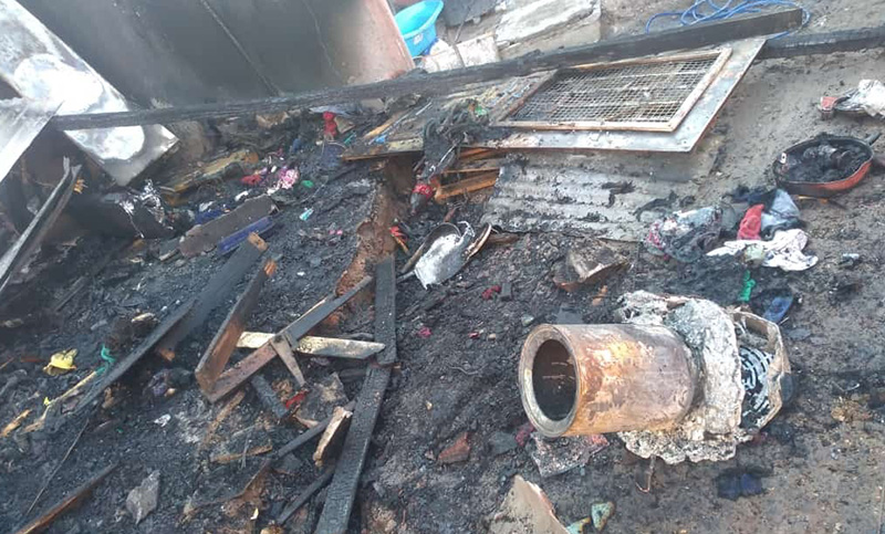 Incendio en Molino Blanco: una familia perdió todas sus pertenencias y pide ayuda