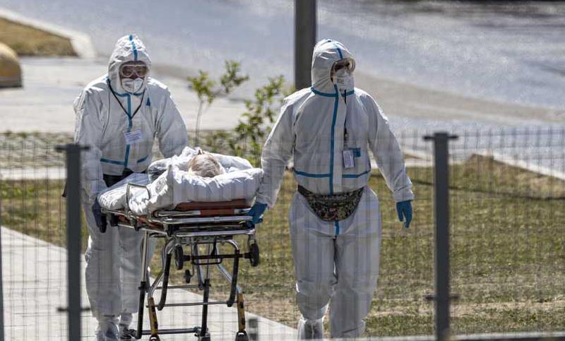 Rusia reporta récord de muertes por coronavirus por un brote de la variante Delta