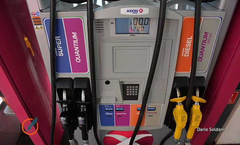 El precio del combustible subió 72% en un año: cómo impacta en la economía