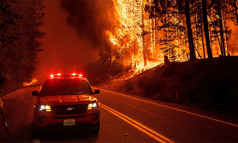 El incendio forestal Dixie en el norte de California ya es el segundo peor de la historia del estado