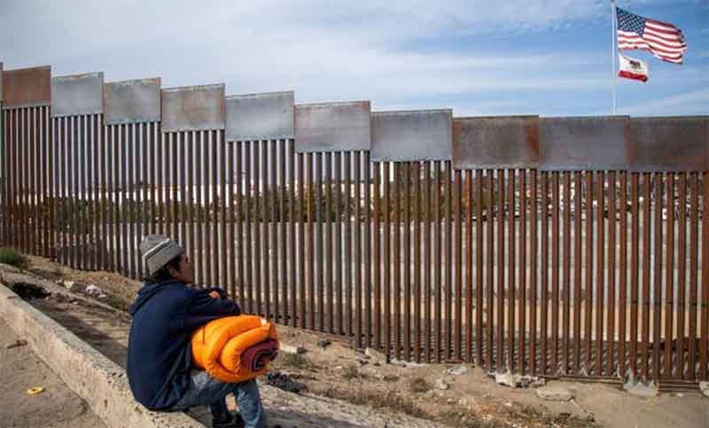 La Corte Suprema de EEUU reactiva la política migratoria de Trump «Quédate en México»