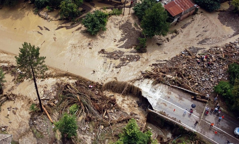 Al menos 64 muertos a causa de las inundaciones en el norte de Turquía