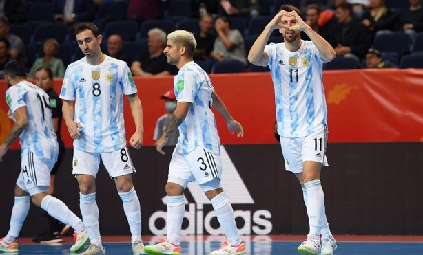 Argentina empezó la defensa del título mundial de futsal con una gran goleada
