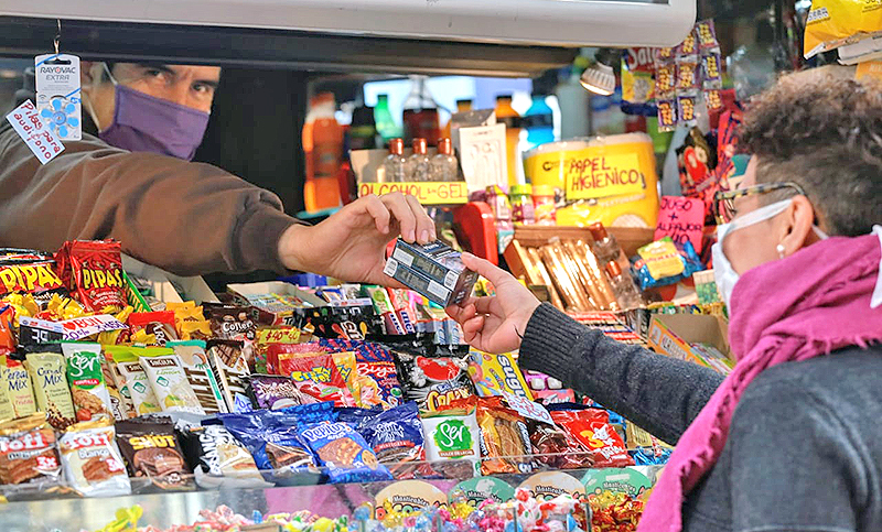 Los kiosqueros bonaerenses temen que se cierren unos 15.000 comercios