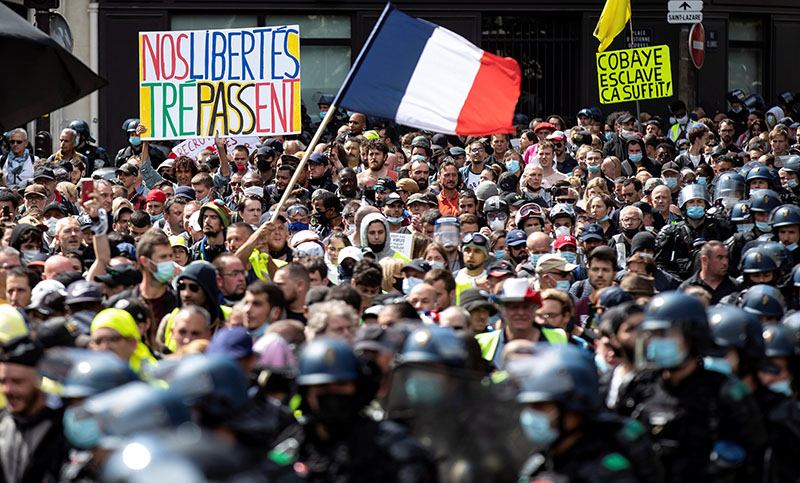 Francia: nueva protesta contra las medidas sanitarias impulsadas por el gobierno de Macron
