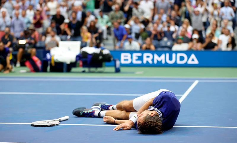 Medvedev humilló a Djokovic en la final del US Open y la historia no se cambia