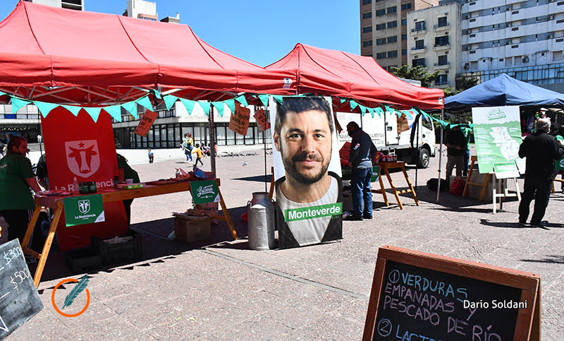 Se realizó el “Mercado del Futuro” en la plaza Montenegro