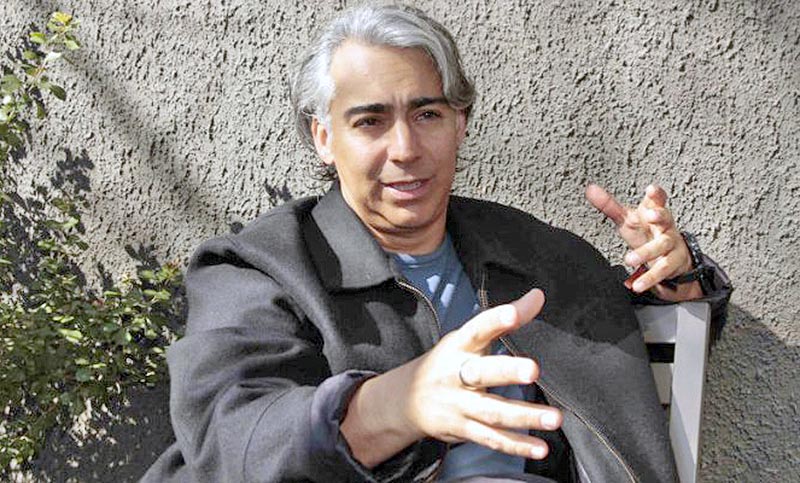 El candidato presidencial chileno Marco Enríquez-Ominami pide la renuncia de Piñera por los Pandora Papers