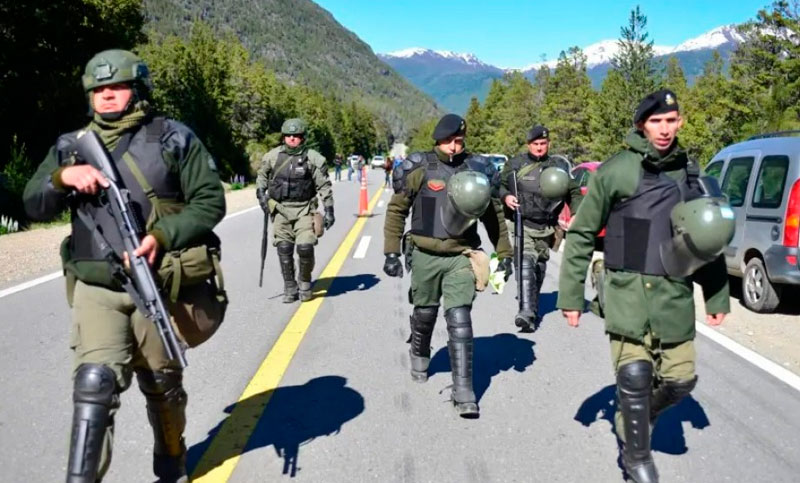 Río Negro: refuerzan presencia de Gendarmería por el conflicto mapuche