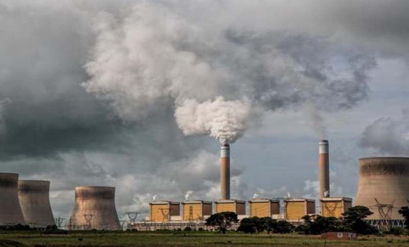 La Agencia Internacional de la Energía solicita a los Gobiernos metas para frenar la emisión de gases tóxicos