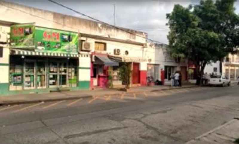 Encuentran asesinada a una mujer en su local comercial de Tartagal y buscan al femicida