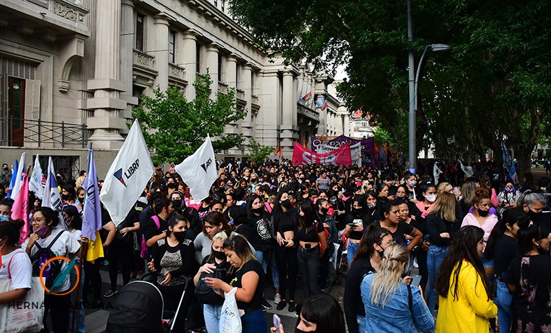 25N en Rosario: multitudinaria marcha contra la violencia de género